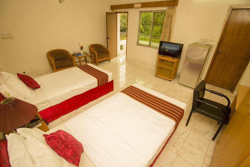 Laurel Hotels Ltd. Dhaka Bilik gambar